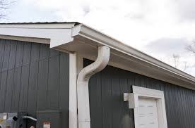 Elbow joint gutters