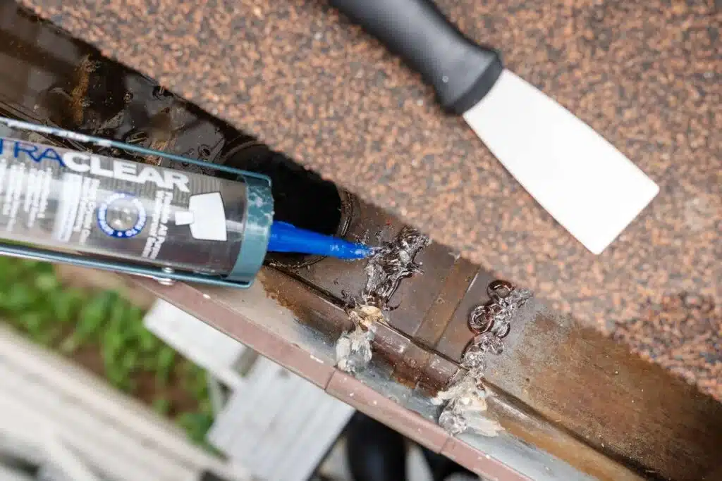 Seal the small leaks in gutters